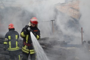 incendiu sadova suceava (9)