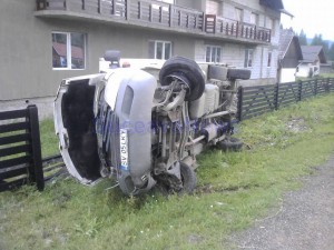 accident masina suceava3