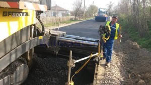 asfaltare-drum-Manastirea-Doamnei-Curtesti-Botosani1-300x169