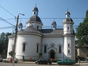biserica-sf-ierarh-nicolae-campulung-moldovenesc