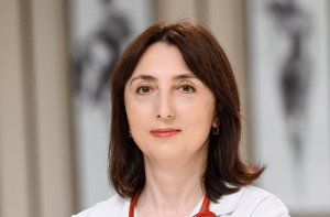 Dr. Elena Matei, medic primar Neonatologie și specialist Pediatrie, Arcadia